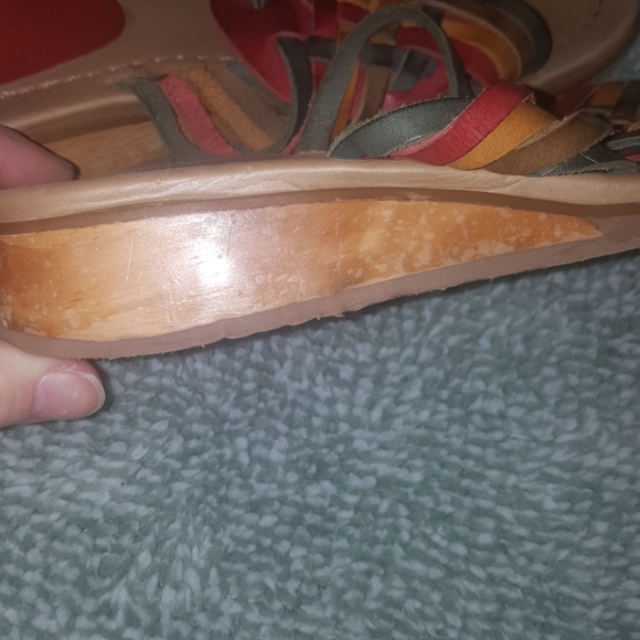 Sandals - Picture 5 of 5